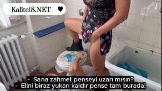 At gibi hatun tesisatçıyı kudurtuyor – italyan seksi kadın pornosu